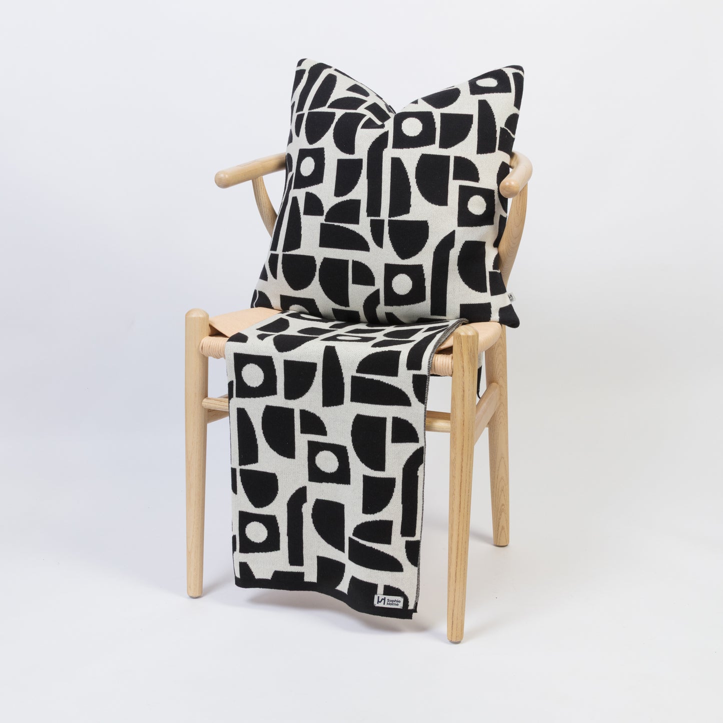 Bruten Mini Cotton Throw: Mono