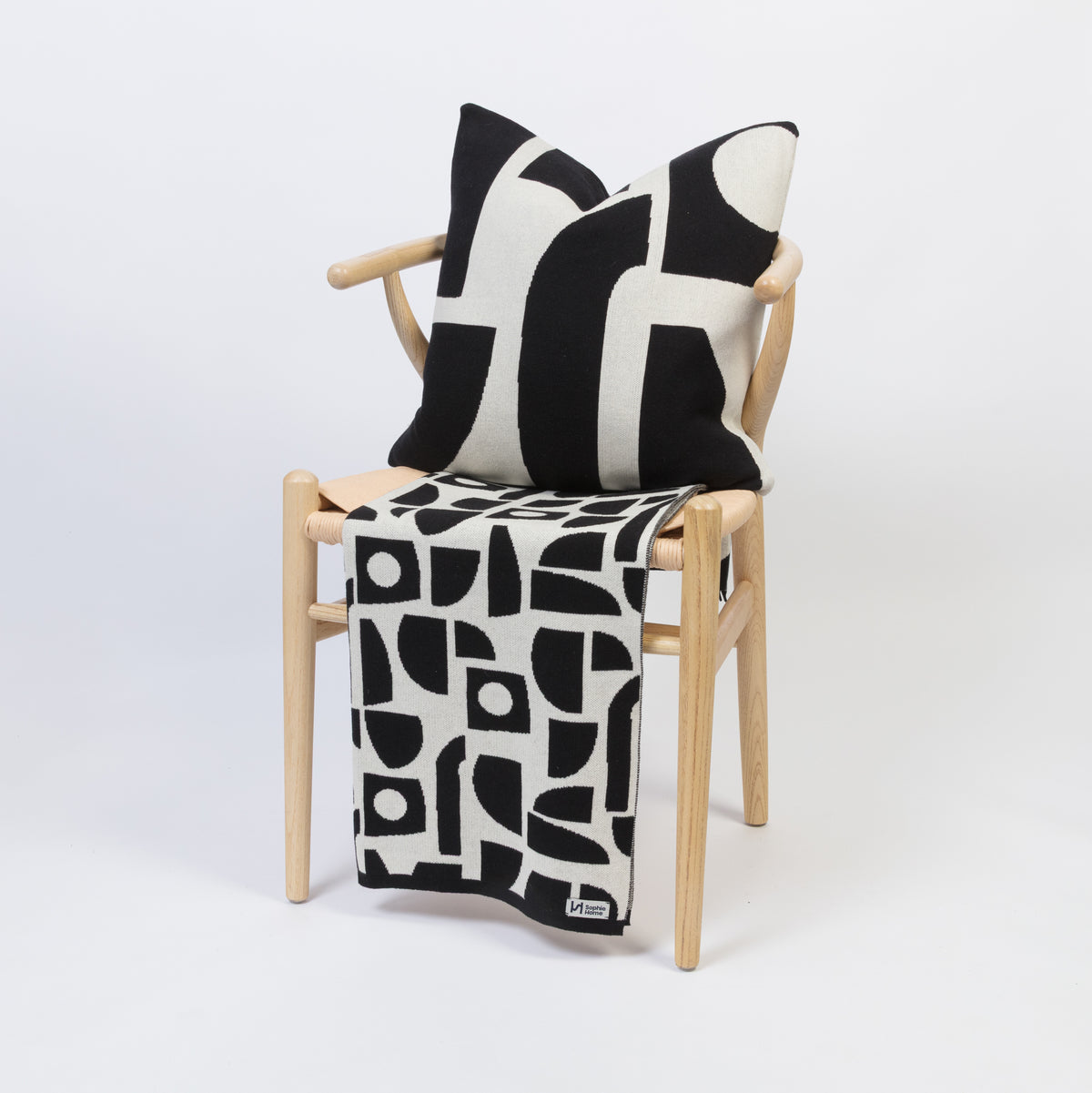 Bruten Cushion Cover: Mono