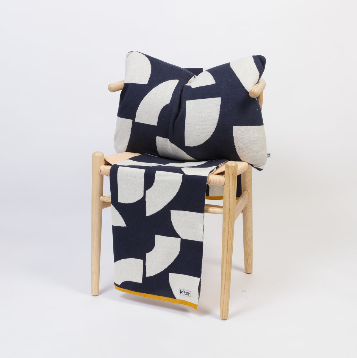 Deko Cushion Cover: Navy