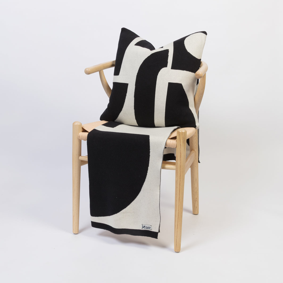 Bruten Cushion Cover: Mono