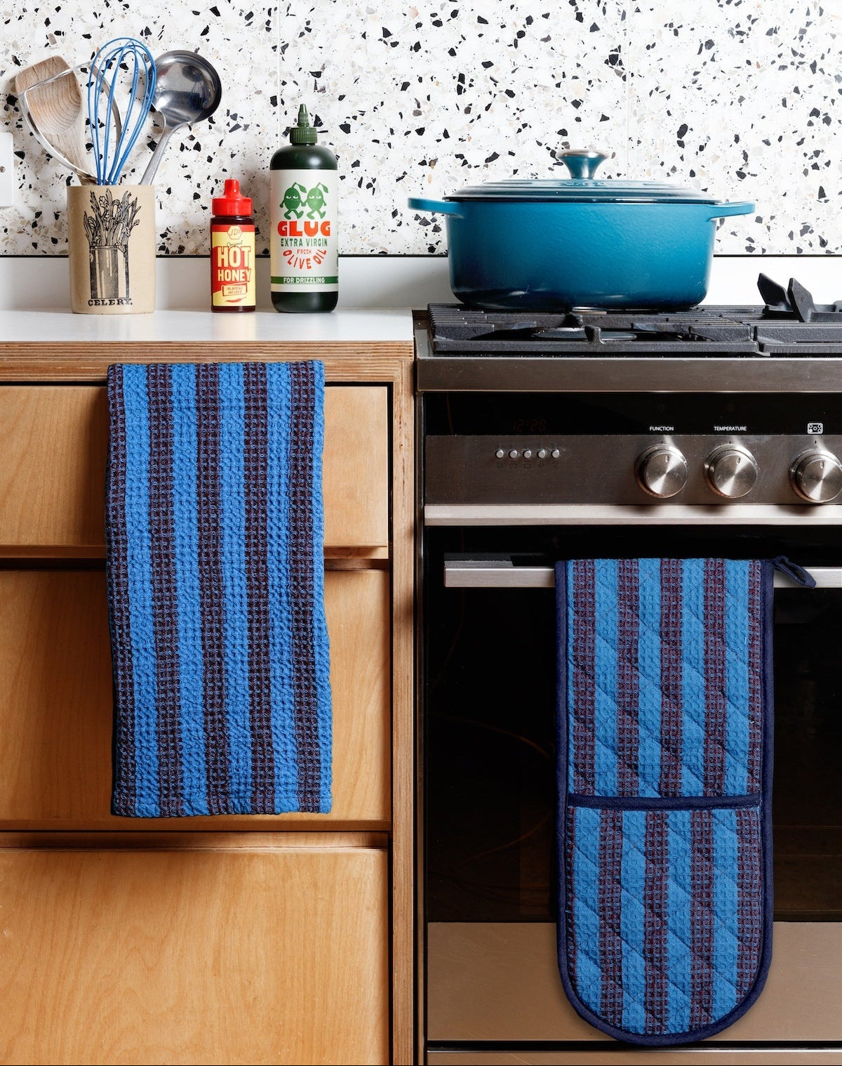 Cotton Waffle Tea Towel 2 Pack: Cobalt & Ivory